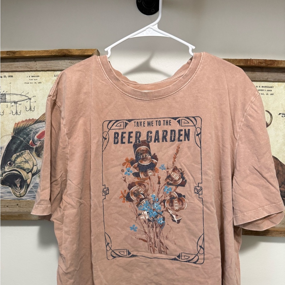 Cleo Women’s Short Sleeve Graphic Tee - Tan with Blue Accents